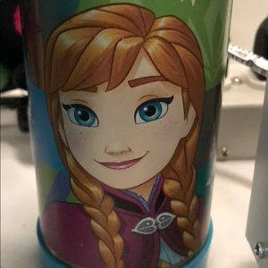 Meet your Posher, Arika